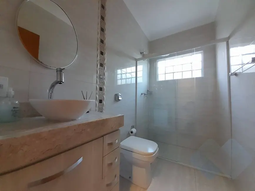 Foto 7 de Casa com 3 quartos à venda, 250m2 em Residencial Ouro Verde, Botucatu - SP