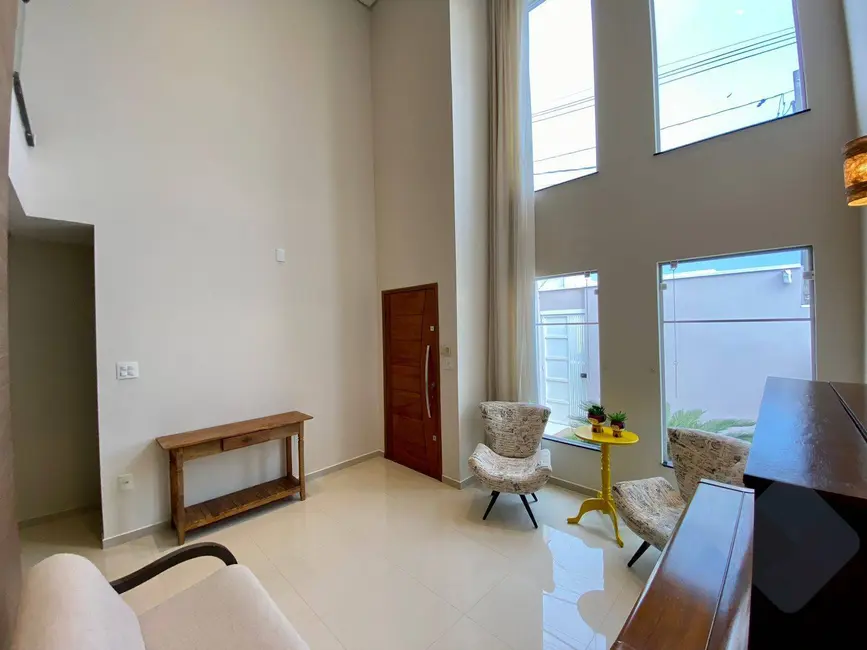 Foto 4 de Casa com 3 quartos à venda, 500m2 em Jardim Regina, Botucatu - SP