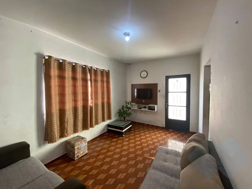 Foto 4 de Casa com 2 quartos à venda, 250m2 em Vila Nova Botucatu, Botucatu - SP