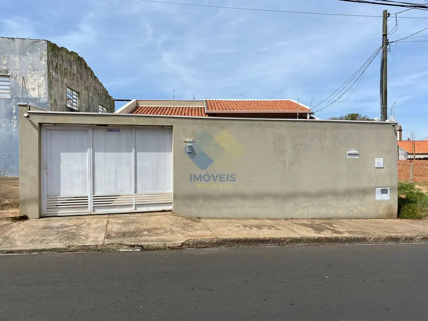 Foto 1 de Casa com 3 quartos à venda, 460m2 em Jardim Bandeirantes, Botucatu - SP