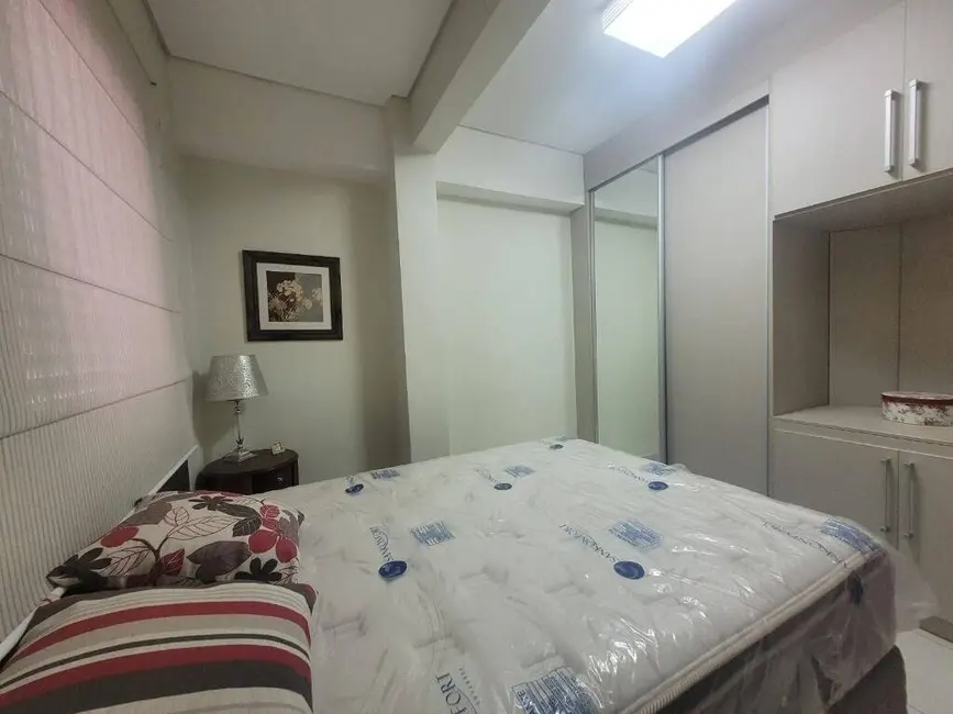 Foto 9 de Apartamento com 2 quartos à venda, 78m2 em Centro, Botucatu - SP