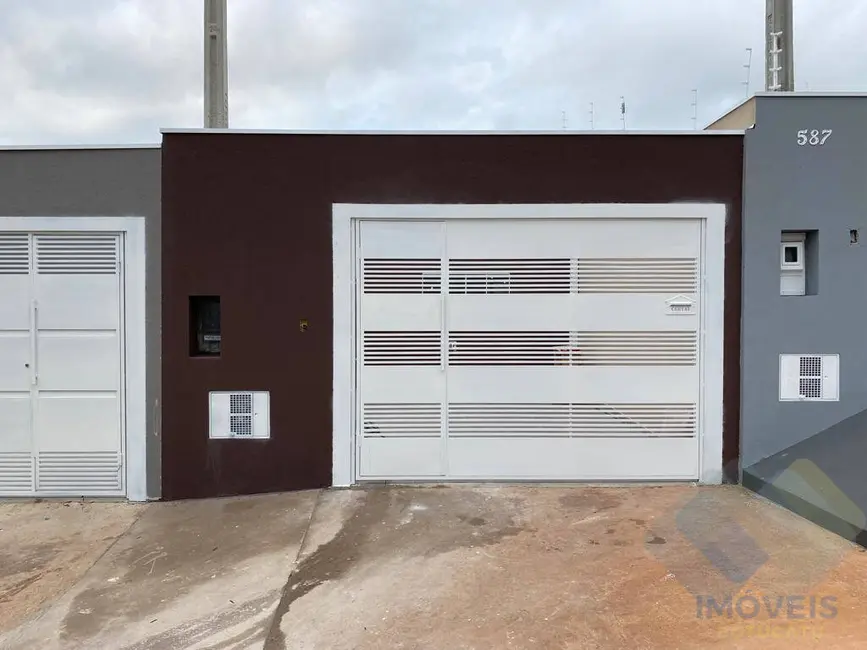 Foto 1 de Casa com 2 quartos à venda, 125m2 em Residencial Lívia, Botucatu - SP