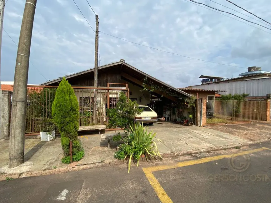 Foto 2 de Casa com 3 quartos à venda, 450m2 em Vila Éden, Botucatu - SP
