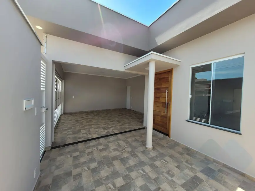 Foto 4 de Casa com 3 quartos à venda, 156m2 em Residencial Lívia, Botucatu - SP