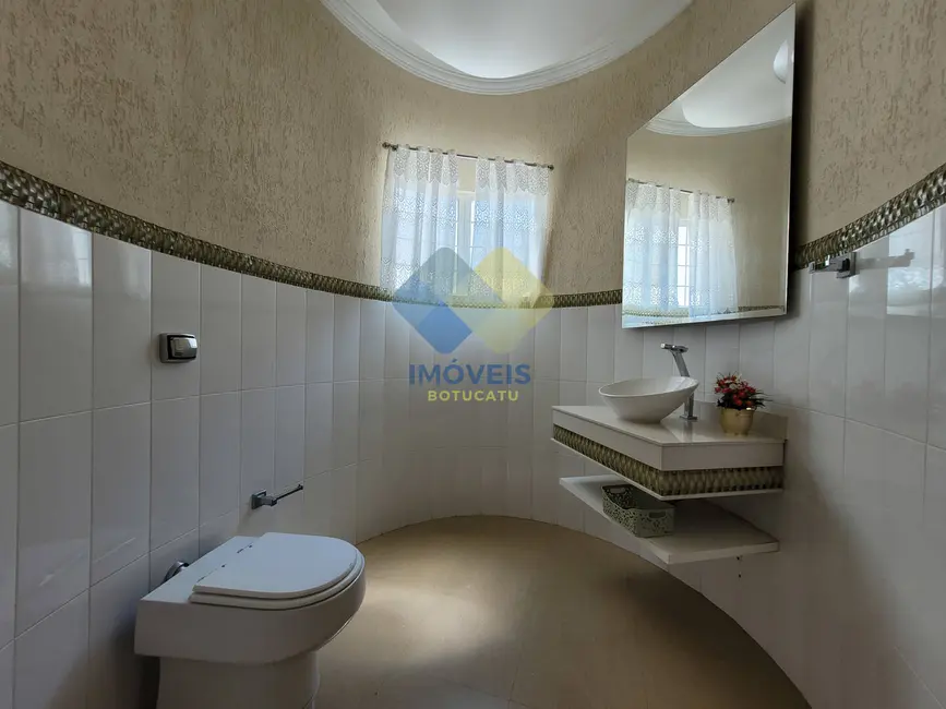 Foto 9 de Casa com 3 quartos à venda, 375m2 em Jardim Cambuí, Botucatu - SP