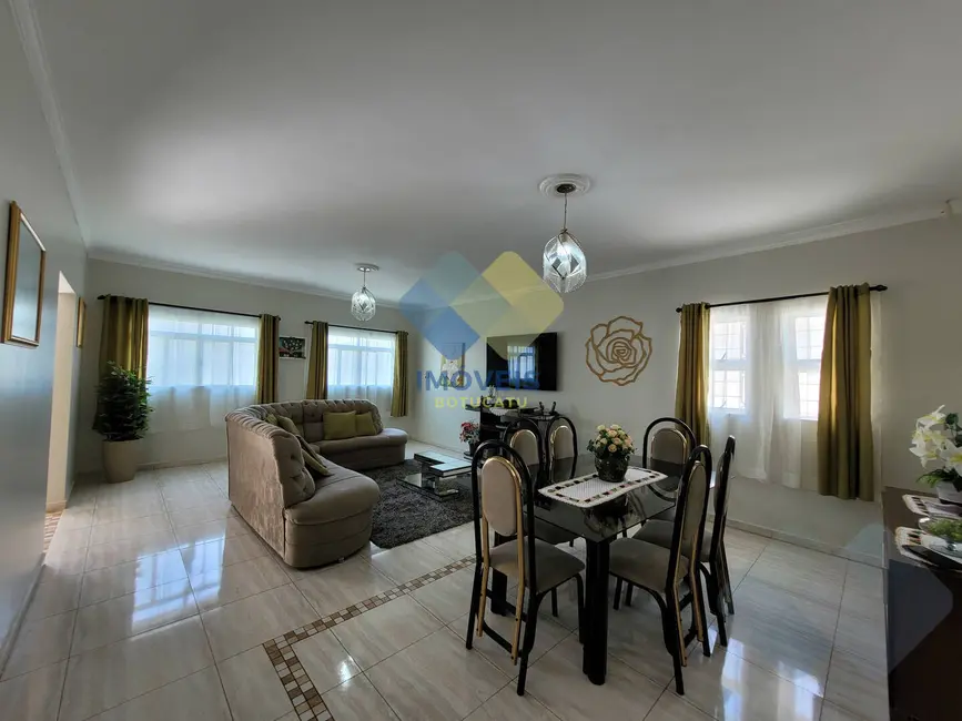 Foto 7 de Casa com 3 quartos à venda, 375m2 em Jardim Cambuí, Botucatu - SP