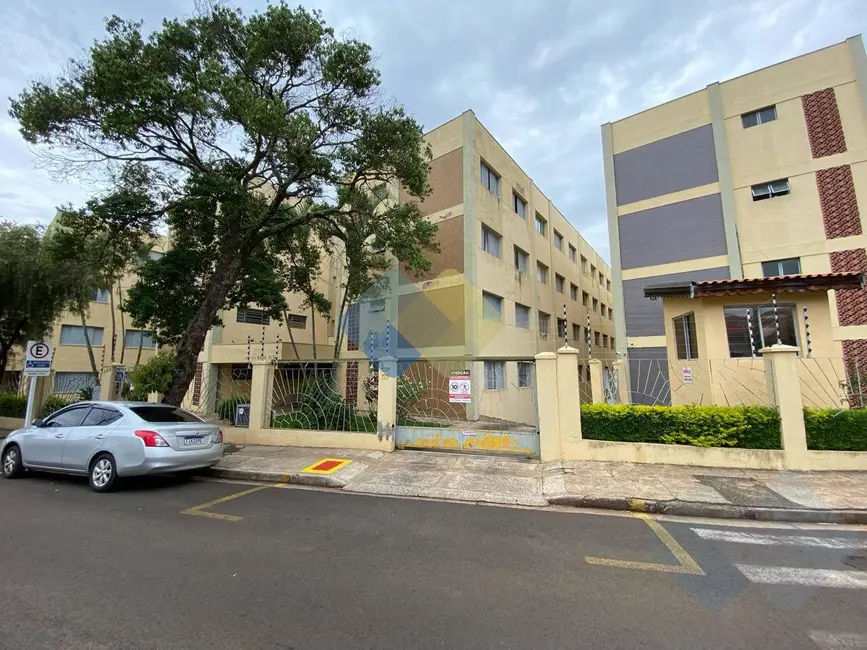 Foto 2 de Apartamento com 2 quartos à venda, 72m2 em Vila São Lúcio, Botucatu - SP