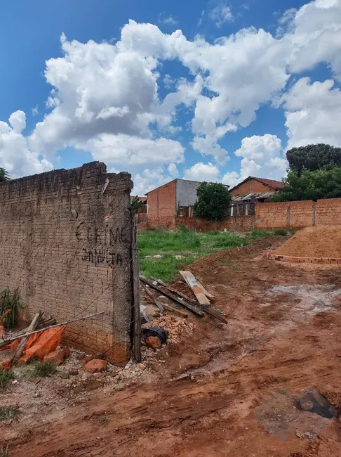 Foto 4 de Terreno / Lote à venda, 128m2 em Sao Manuel - SP