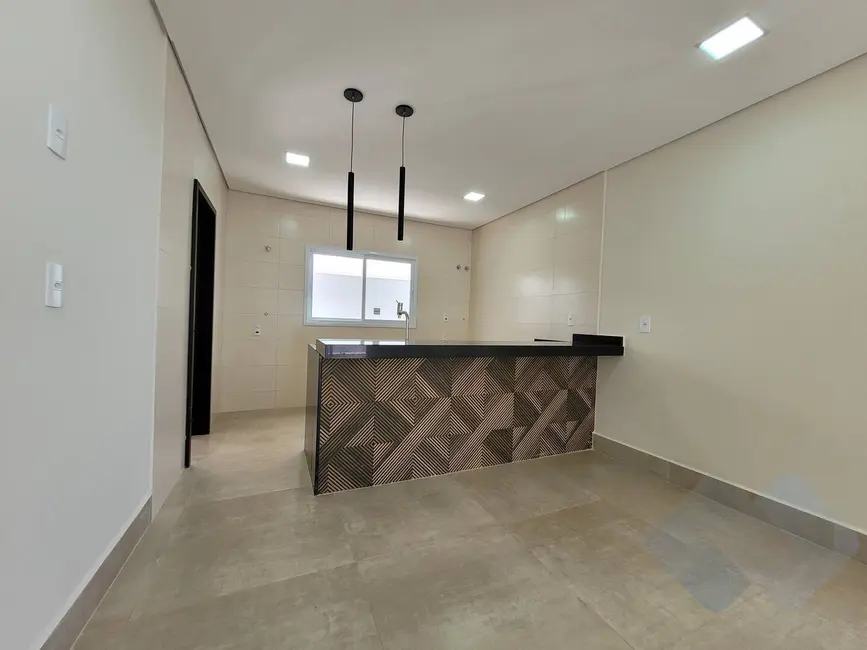 Foto 6 de Casa com 2 quartos à venda, 313m2 em Villas Paraíso, Botucatu - SP