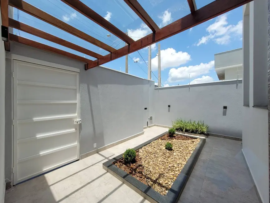 Foto 3 de Casa com 2 quartos à venda, 313m2 em Villas Paraíso, Botucatu - SP