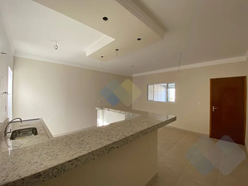 Foto 4 de Casa com 3 quartos à venda em Residencial Cedro, Botucatu - SP