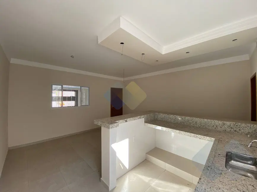 Foto 7 de Casa com 3 quartos à venda em Residencial Cedro, Botucatu - SP