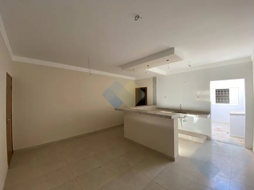 Foto 6 de Casa com 3 quartos à venda em Residencial Cedro, Botucatu - SP