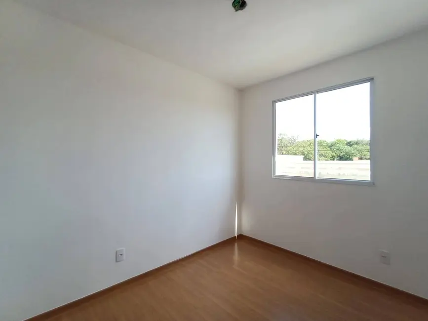 Foto 2 de Apartamento com 2 quartos à venda, 39m2 em Residencial Ouro Verde, Botucatu - SP