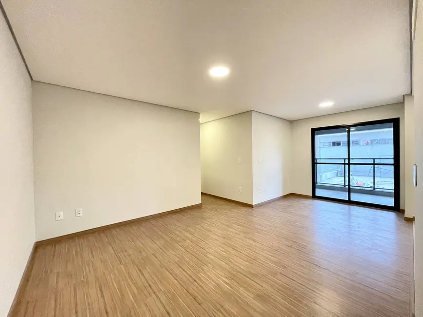 Foto 1 de Apartamento com 3 quartos à venda, 93m2 em Centro, Botucatu - SP
