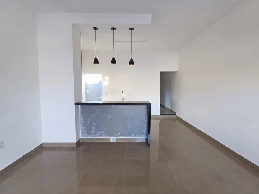 Foto 2 de Casa à venda, 125m2 em Jardim Itamarati, Botucatu - SP