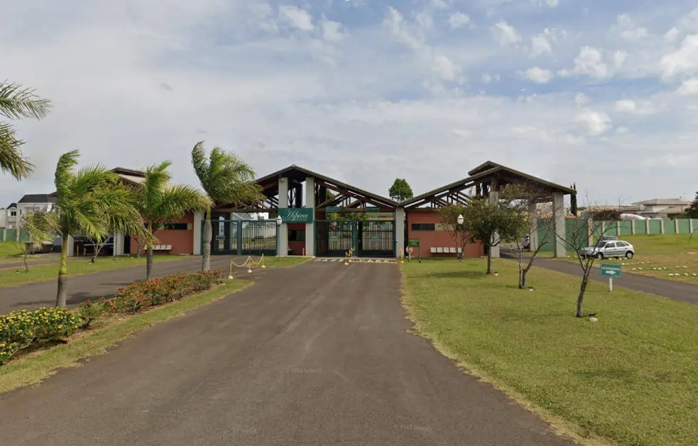 Foto 1 de Lote de Condomínio à venda, 771m2 em Sociedade Hípica de Botucatu, Botucatu - SP