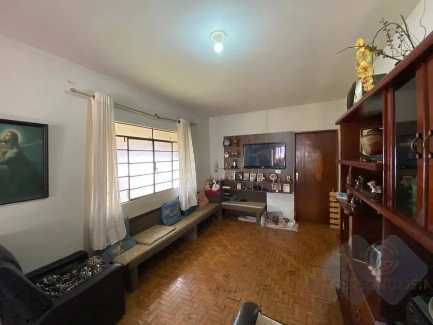 Foto 5 de Casa com 3 quartos à venda, 450m2 em Vila Éden, Botucatu - SP