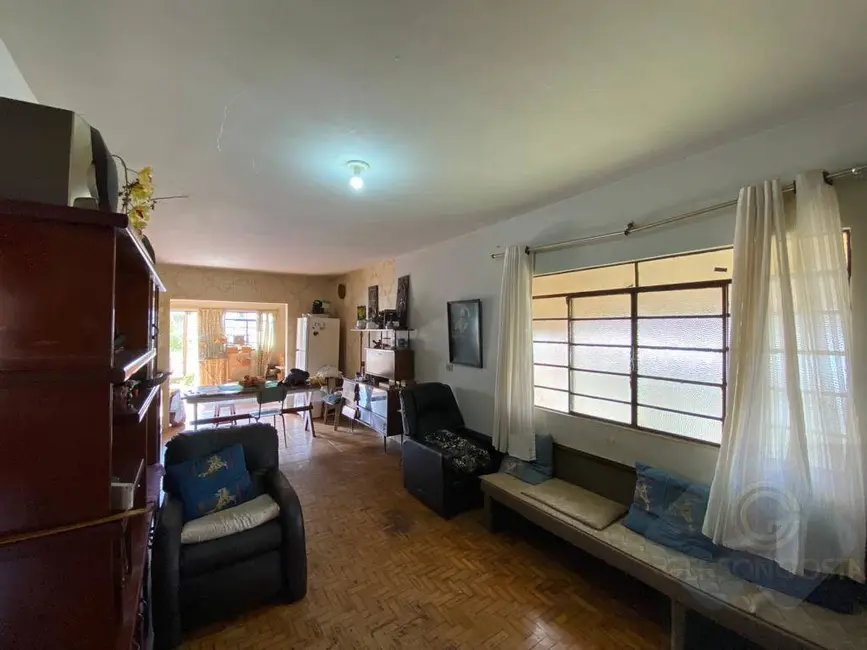 Foto 6 de Casa com 3 quartos à venda, 450m2 em Vila Éden, Botucatu - SP