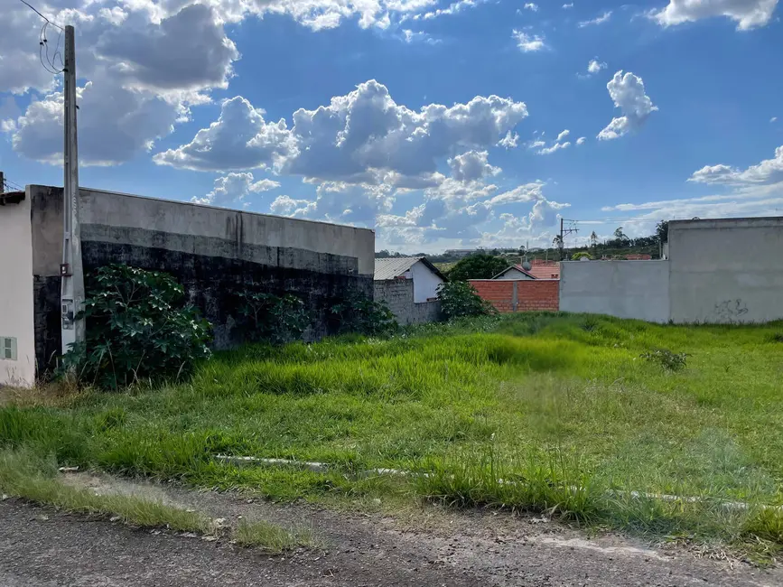 Foto 3 de Terreno / Lote à venda, 250m2 em Residencial Cedro, Botucatu - SP