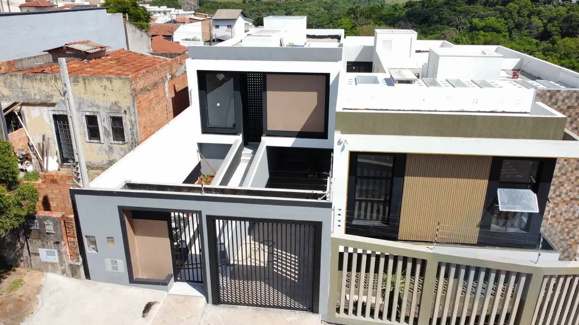 Foto 1 de Sobrado com 3 quartos à venda, 140m2 em Jardim Ypê, Botucatu - SP