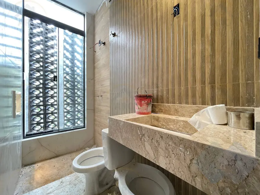 Foto 9 de Sobrado com 3 quartos à venda, 190m2 em Jardim Ypê, Botucatu - SP