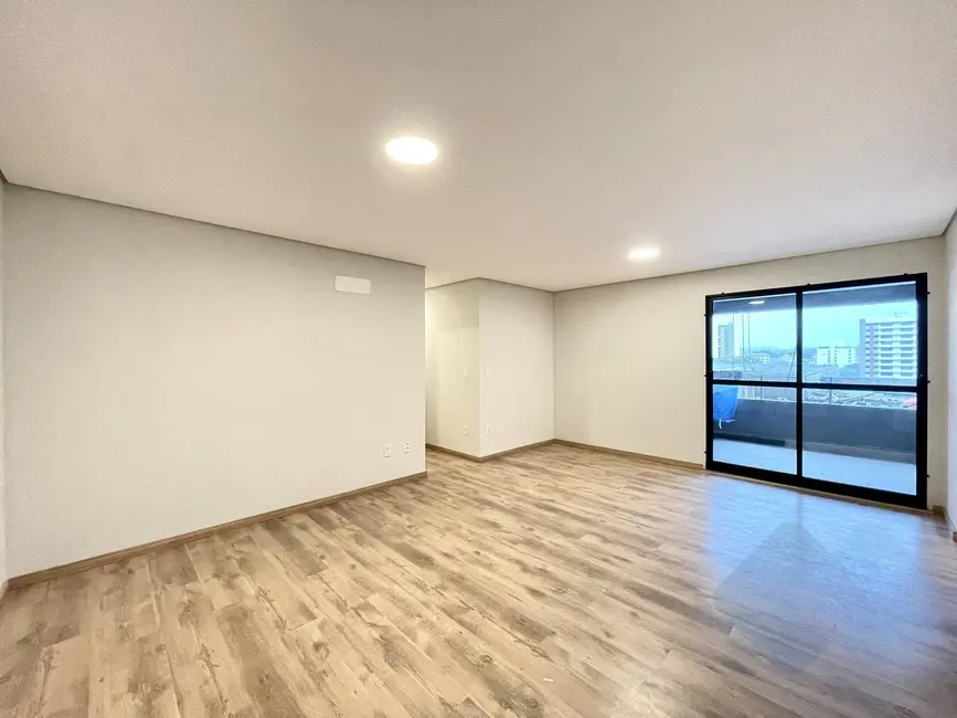 Foto 1 de Apartamento com 3 quartos à venda, 107m2 em Centro, Botucatu - SP
