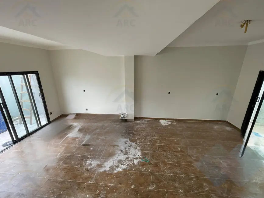 Foto 4 de Casa com 3 quartos à venda, 115m2 em Jardim Ypê, Botucatu - SP