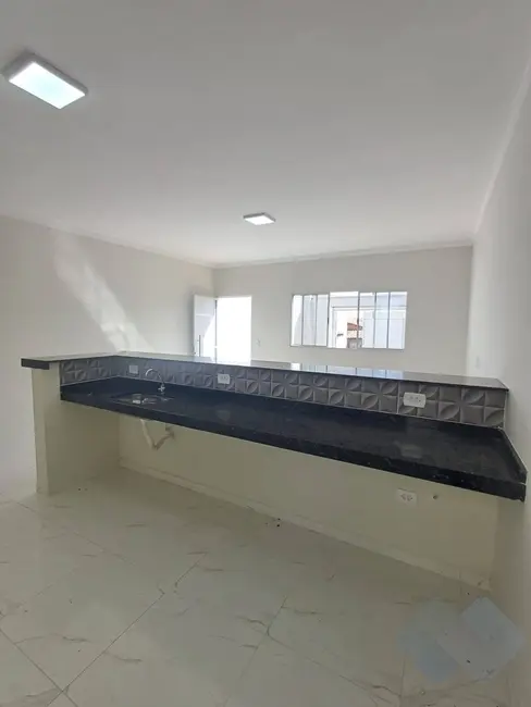 Foto 4 de Casa com 2 quartos à venda, 125m2 em Jardim Iolanda, Botucatu - SP