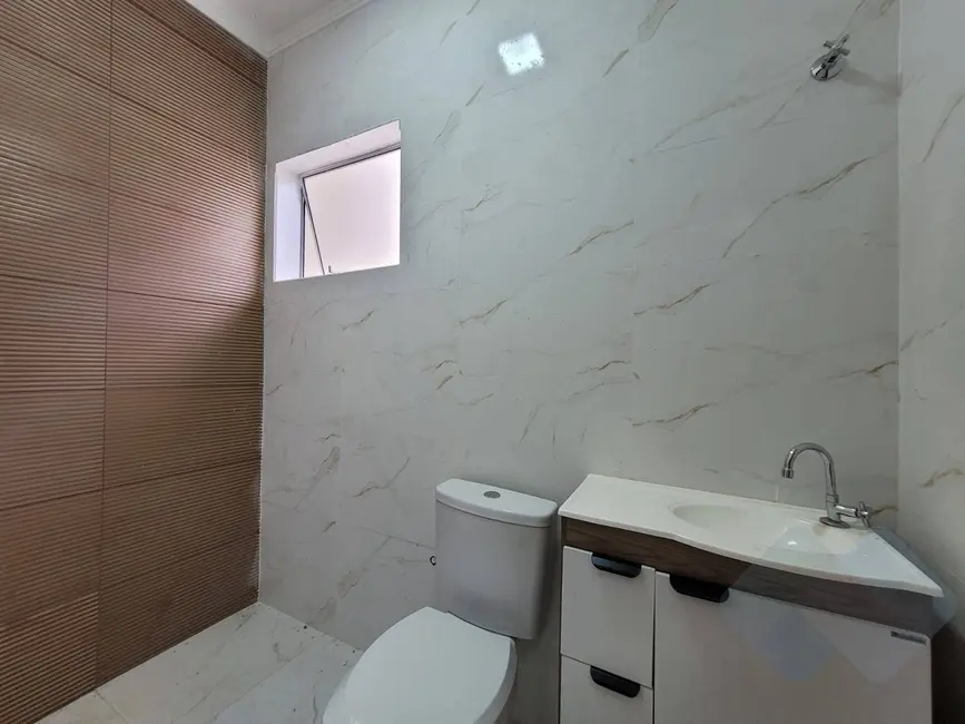 Foto 6 de Casa com 2 quartos à venda, 125m2 em Jardim Iolanda, Botucatu - SP