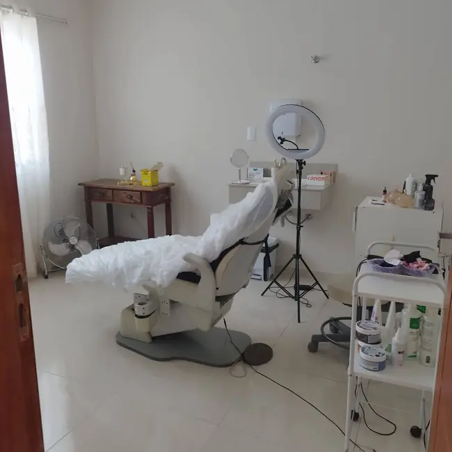 Foto 1 de Sala Comercial para alugar, 12m2 em Jardim Paraíso, Botucatu - SP