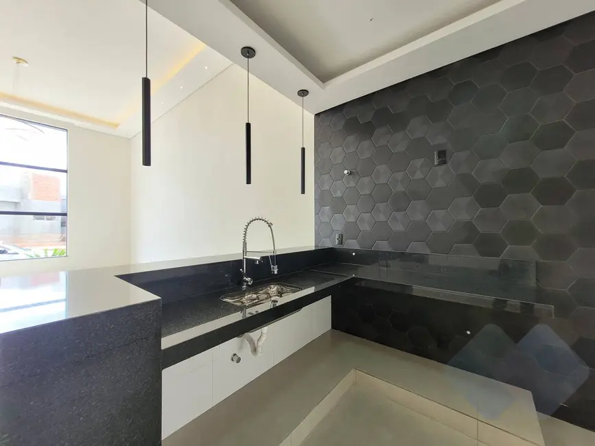 Foto 7 de Casa com 3 quartos à venda, 260m2 em Botucatu - SP