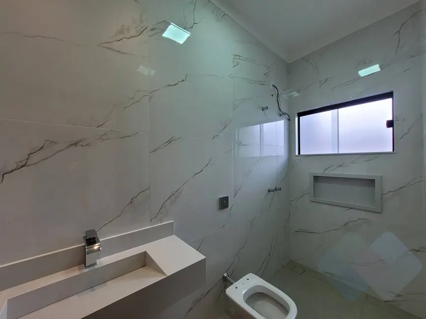 Foto 9 de Casa com 3 quartos à venda, 260m2 em Botucatu - SP