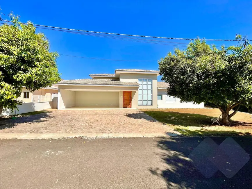 Foto 1 de Casa com 5 quartos à venda em Residencial Parque Laguna I, Botucatu - SP