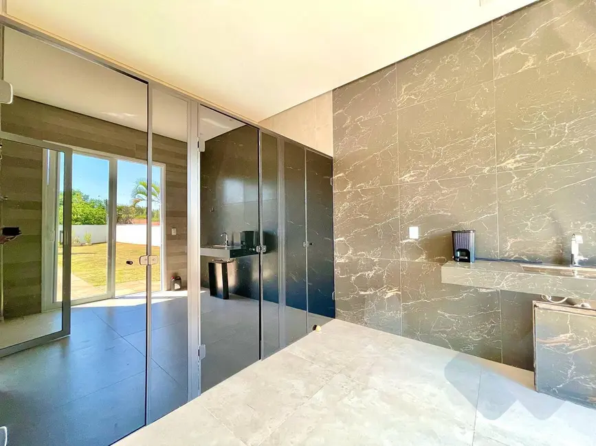 Foto 9 de Casa com 5 quartos à venda em Residencial Parque Laguna I, Botucatu - SP