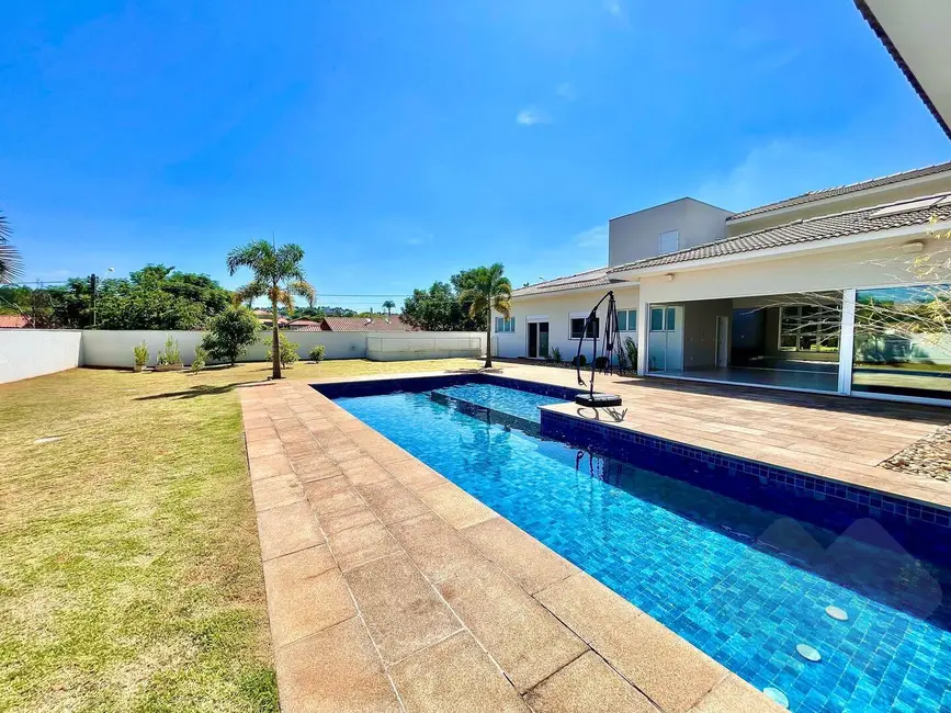 Foto 4 de Casa com 5 quartos à venda em Residencial Parque Laguna I, Botucatu - SP