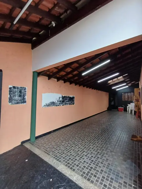 Foto 2 de Casa com 3 quartos à venda, 195m2 em Jardim Paraíso II, Botucatu - SP