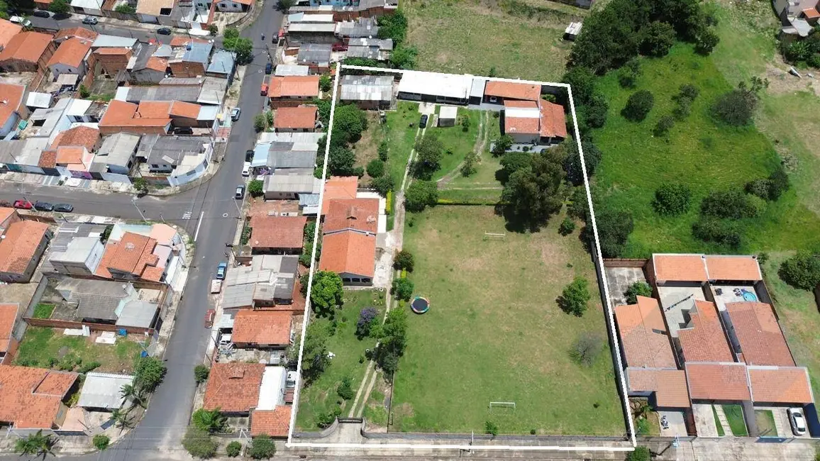 Foto 1 de Casa com 10 quartos à venda, 5000m2 em Chácara Recreio do Havaí, Botucatu - SP