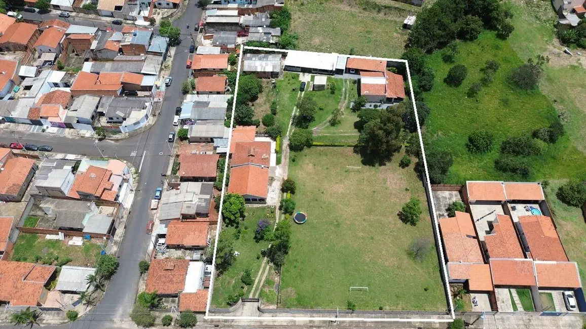 Foto 1 de Casa com 10 quartos à venda, 5000m2 em Chácara Recreio do Havaí, Botucatu - SP