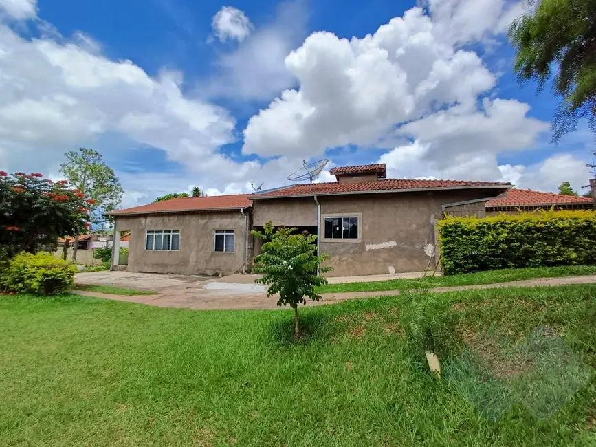 Foto 4 de Casa com 10 quartos à venda, 5000m2 em Chácara Recreio do Havaí, Botucatu - SP