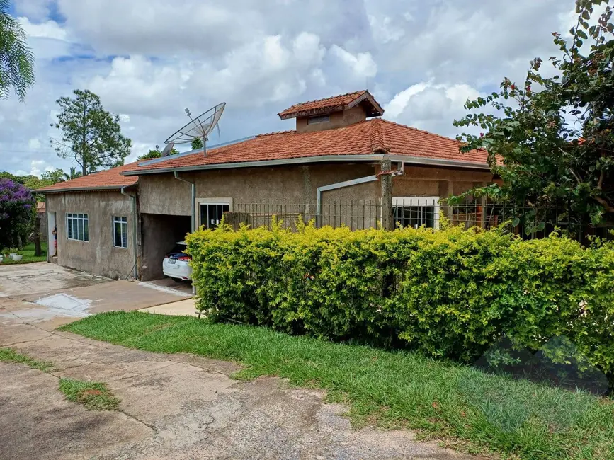 Foto 3 de Casa com 10 quartos à venda, 5000m2 em Chácara Recreio do Havaí, Botucatu - SP