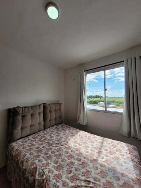 Foto 4 de Apartamento com 2 quartos à venda, 49m2 em Jardim Cristina, Botucatu - SP