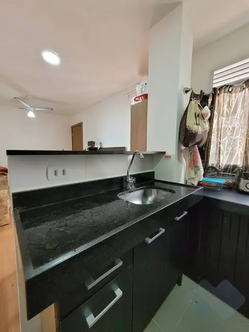 Foto 3 de Apartamento com 2 quartos à venda, 49m2 em Jardim Cristina, Botucatu - SP