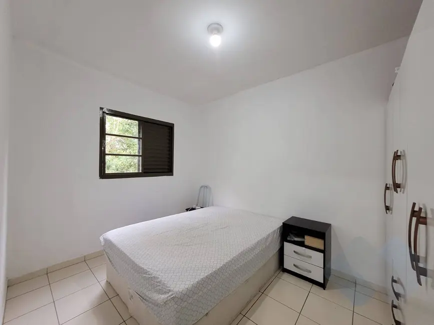 Foto 4 de Apartamento com 2 quartos à venda, 50m2 em Jardim Bom Pastor, Botucatu - SP