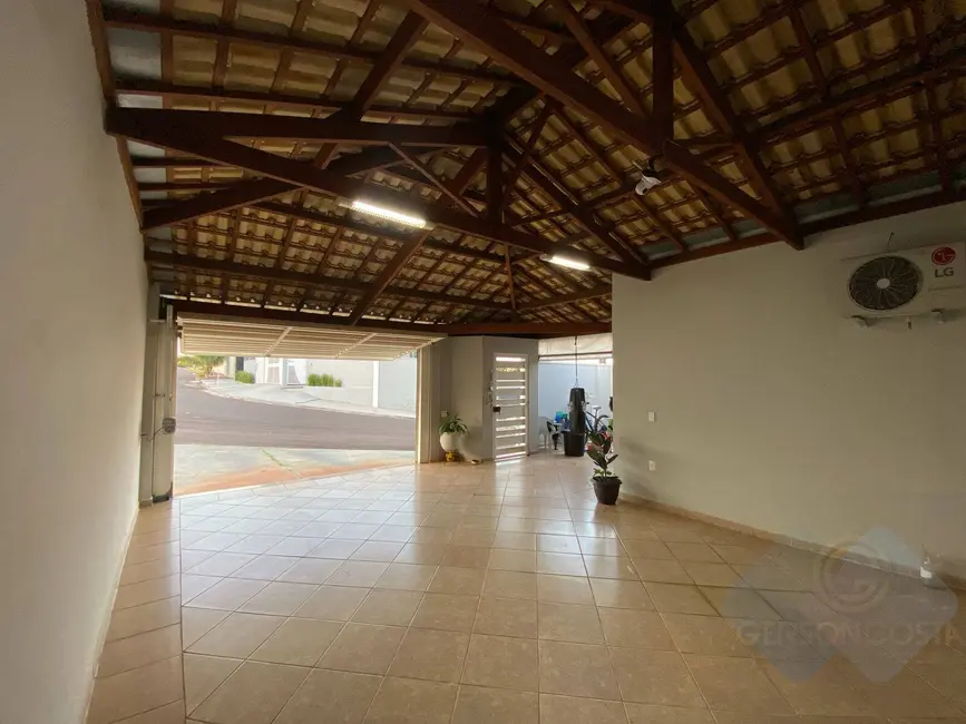 Foto 7 de Casa com 3 quartos à venda em Jardim Cambuí, Botucatu - SP