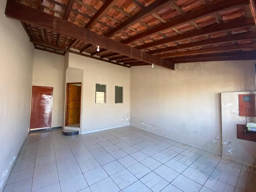 Foto 5 de Casa com 2 quartos à venda, 78m2 em Jardim Chácara dos Pinheiros, Botucatu - SP