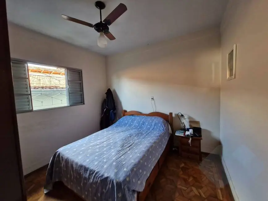 Foto 5 de Casa com 2 quartos à venda em Vila Antártica, Botucatu - SP