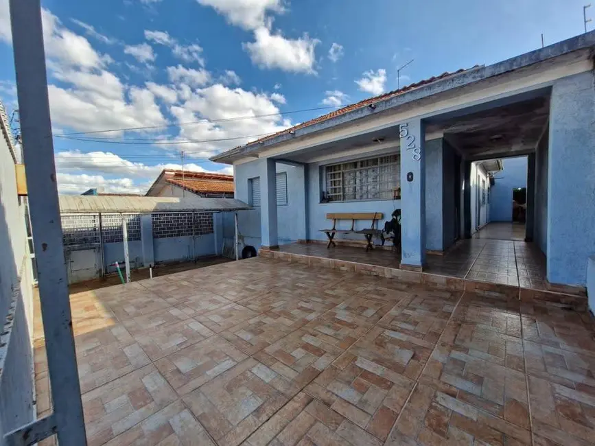 Foto 2 de Casa com 2 quartos à venda em Vila Antártica, Botucatu - SP