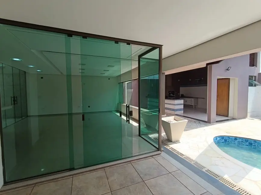 Foto 3 de Casa com 3 quartos à venda, 250m2 em Jardim Paraíso II, Botucatu - SP