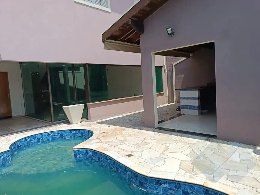 Foto 4 de Casa com 3 quartos à venda, 250m2 em Jardim Paraíso II, Botucatu - SP